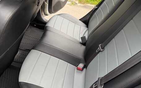 Hyundai Solaris II рестайлинг, 2012 год, 890 000 рублей, 15 фотография