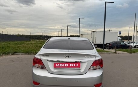 Hyundai Solaris II рестайлинг, 2012 год, 890 000 рублей, 4 фотография