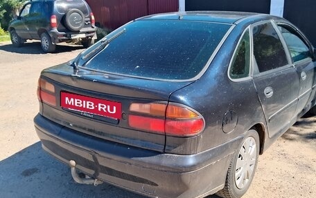 Renault Laguna II, 2000 год, 170 000 рублей, 9 фотография