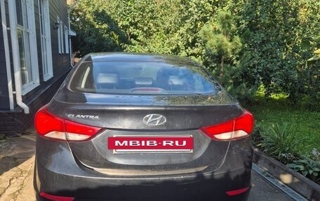 Hyundai Elantra V, 2014 год, 750 000 рублей, 2 фотография