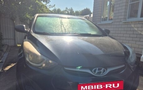 Hyundai Elantra V, 2014 год, 750 000 рублей, 3 фотография