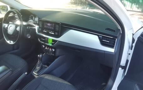 Skoda Rapid II, 2020 год, 1 300 000 рублей, 6 фотография