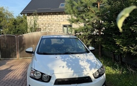 Chevrolet Aveo III, 2015 год, 720 000 рублей, 3 фотография