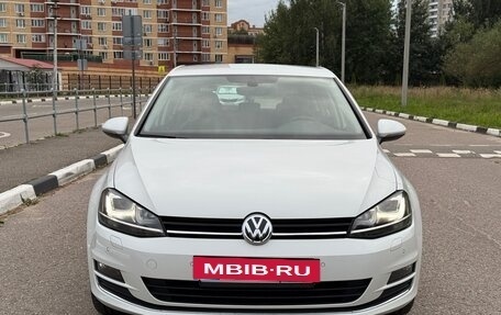 Volkswagen Golf VII, 2016 год, 1 900 000 рублей, 2 фотография