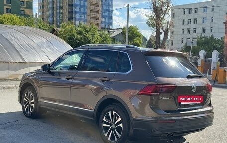 Volkswagen Tiguan II, 2019 год, 3 150 000 рублей, 4 фотография