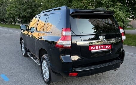 Toyota Land Cruiser Prado 150 рестайлинг 2, 2014 год, 3 600 000 рублей, 8 фотография