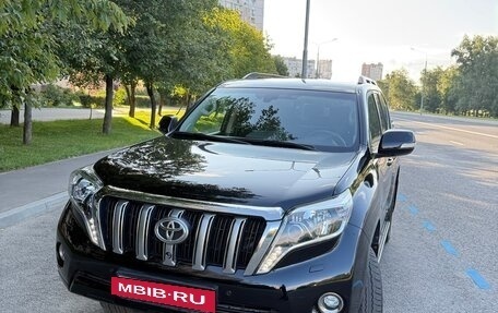 Toyota Land Cruiser Prado 150 рестайлинг 2, 2014 год, 3 600 000 рублей, 3 фотография