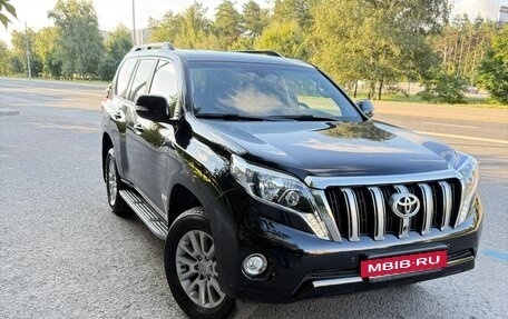 Toyota Land Cruiser Prado 150 рестайлинг 2, 2014 год, 3 600 000 рублей, 2 фотография