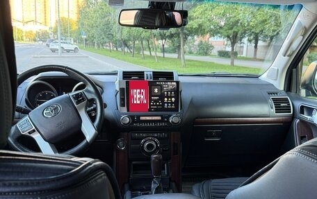 Toyota Land Cruiser Prado 150 рестайлинг 2, 2014 год, 3 600 000 рублей, 13 фотография