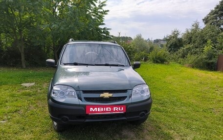 Chevrolet Niva I рестайлинг, 2013 год, 440 000 рублей, 2 фотография
