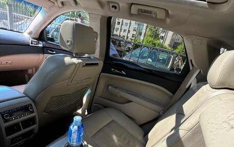 Cadillac SRX II рестайлинг, 2011 год, 910 000 рублей, 8 фотография