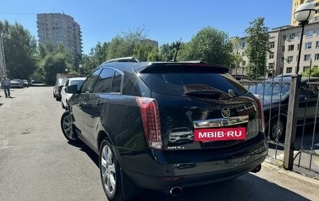 Cadillac SRX II рестайлинг, 2011 год, 910 000 рублей, 2 фотография