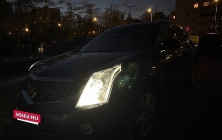 Cadillac SRX II рестайлинг, 2011 год, 910 000 рублей, 16 фотография