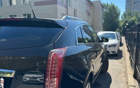 Cadillac SRX II рестайлинг, 2011 год, 910 000 рублей, 28 фотография