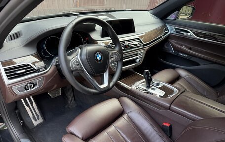 BMW 7 серия, 2017 год, 2 900 000 рублей, 11 фотография