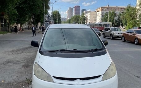 Toyota Estima III рестайлинг -2, 2002 год, 320 000 рублей, 2 фотография