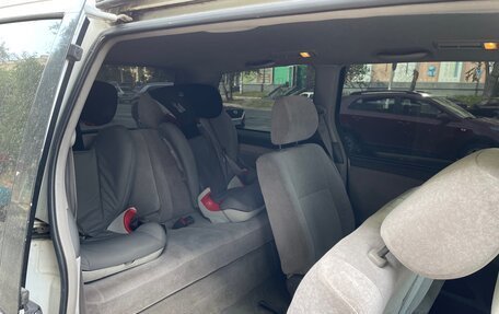 Toyota Estima III рестайлинг -2, 2002 год, 320 000 рублей, 13 фотография