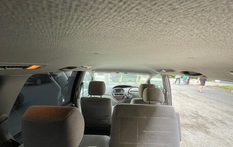 Toyota Estima III рестайлинг -2, 2002 год, 320 000 рублей, 14 фотография