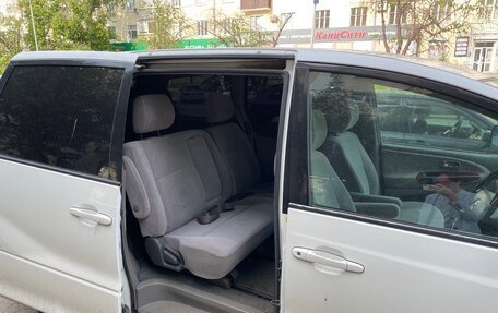 Toyota Estima III рестайлинг -2, 2002 год, 320 000 рублей, 12 фотография