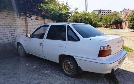 Daewoo Nexia I рестайлинг, 1998 год, 50 000 рублей, 2 фотография