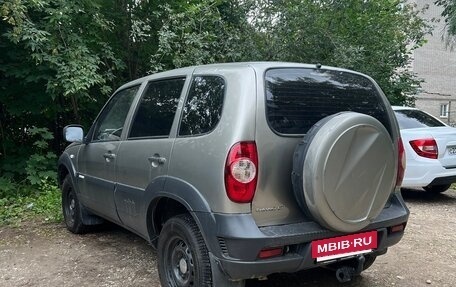 Chevrolet Niva I рестайлинг, 2012 год, 395 000 рублей, 4 фотография