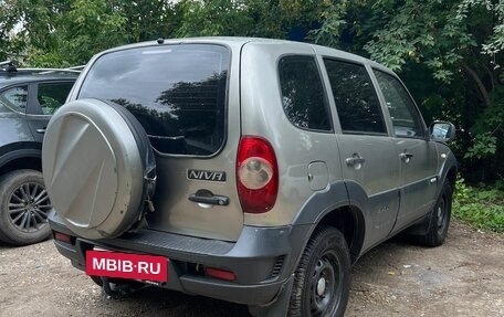 Chevrolet Niva I рестайлинг, 2012 год, 395 000 рублей, 3 фотография