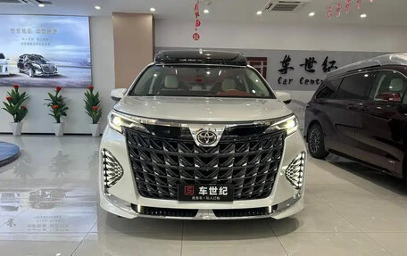 Toyota Sienna, 2024 год, 6 500 000 рублей, 2 фотография