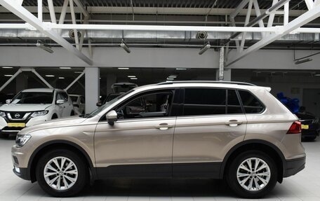 Volkswagen Tiguan II, 2019 год, 2 200 000 рублей, 4 фотография