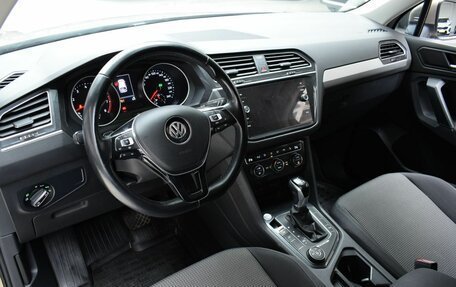 Volkswagen Tiguan II, 2019 год, 2 200 000 рублей, 18 фотография