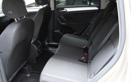Volkswagen Tiguan II, 2019 год, 2 200 000 рублей, 23 фотография