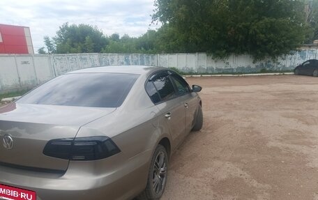 Volkswagen Passat B7, 2011 год, 990 000 рублей, 8 фотография