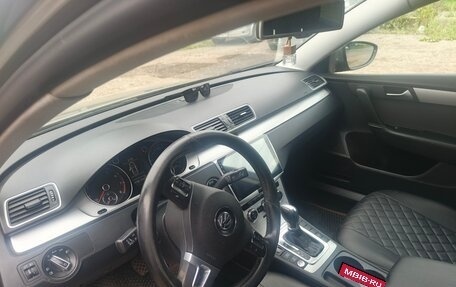 Volkswagen Passat B7, 2011 год, 990 000 рублей, 12 фотография
