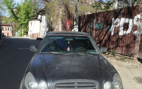 Hyundai Sonata IV рестайлинг, 2005 год, 200 000 рублей, 2 фотография