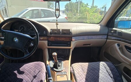 BMW 5 серия, 1998 год, 520 000 рублей, 8 фотография