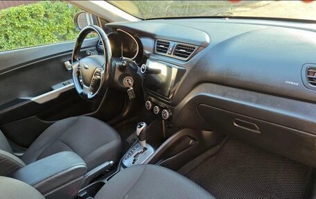 KIA Rio III рестайлинг, 2013 год, 870 000 рублей, 10 фотография