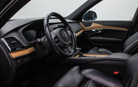 Volvo XC90 II рестайлинг, 2019 год, 4 327 000 рублей, 9 фотография
