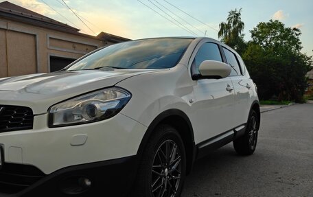 Nissan Qashqai, 2012 год, 1 050 000 рублей, 2 фотография