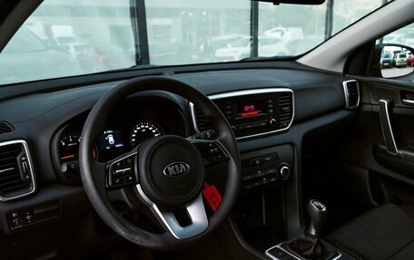KIA Sportage IV рестайлинг, 2019 год, 2 049 000 рублей, 15 фотография