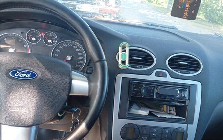 Ford Focus II рестайлинг, 2006 год, 145 000 рублей, 2 фотография