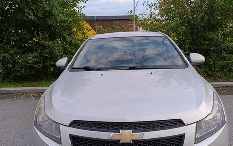 Chevrolet Cruze II, 2010 год, 800 000 рублей, 1 фотография