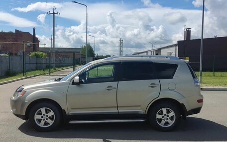 Mitsubishi Outlander III рестайлинг 3, 2007 год, 980 000 рублей, 2 фотография