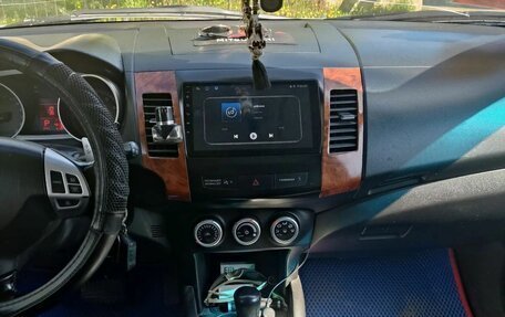 Mitsubishi Outlander III рестайлинг 3, 2007 год, 980 000 рублей, 6 фотография