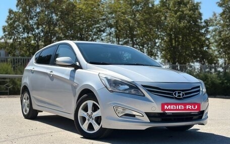 Hyundai Solaris II рестайлинг, 2015 год, 1 050 000 рублей, 6 фотография