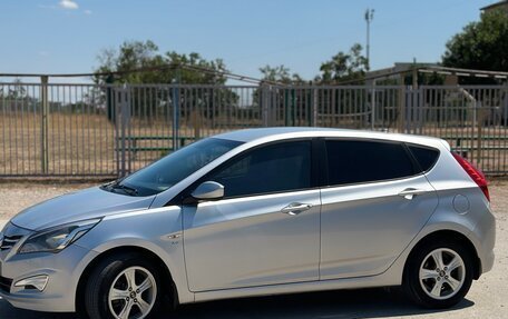 Hyundai Solaris II рестайлинг, 2015 год, 1 050 000 рублей, 7 фотография