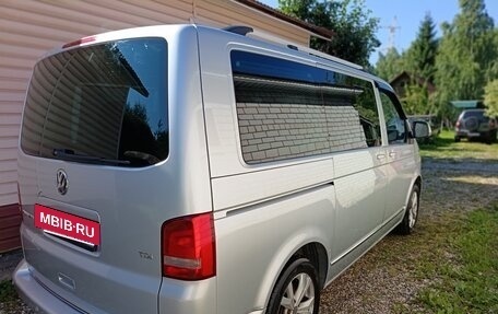 Volkswagen Multivan T5, 2011 год, 2 265 000 рублей, 4 фотография