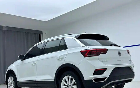 Volkswagen T-Roc I, 2022 год, 1 450 000 рублей, 6 фотография