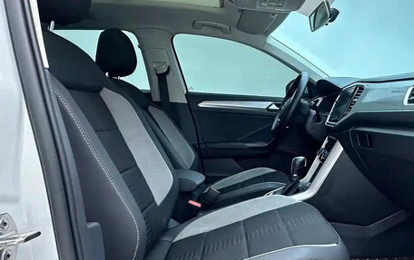 Volkswagen T-Roc I, 2022 год, 1 450 000 рублей, 8 фотография