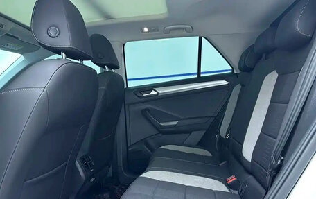 Volkswagen T-Roc I, 2022 год, 1 450 000 рублей, 10 фотография