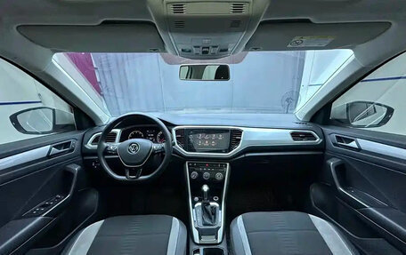 Volkswagen T-Roc I, 2022 год, 1 450 000 рублей, 11 фотография