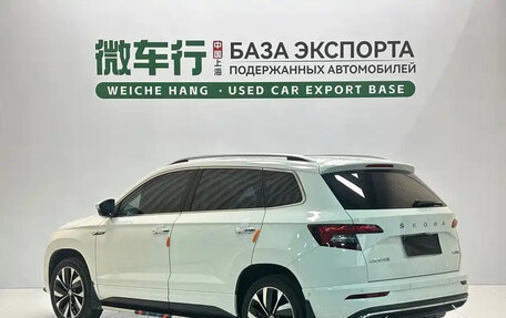 Skoda Karoq I, 2022 год, 1 780 000 рублей, 6 фотография